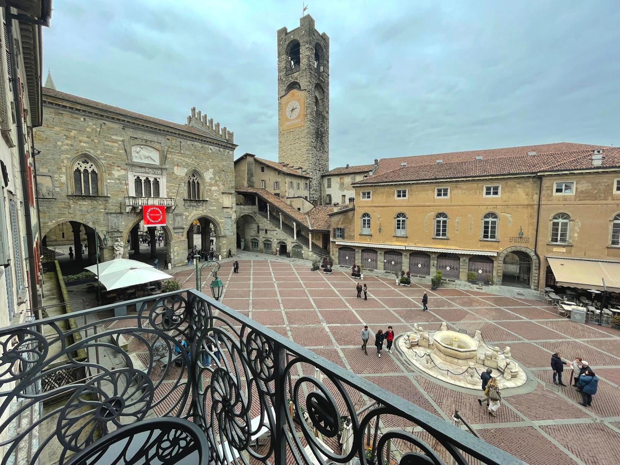 Best View Boutique Apartments Bergamo Kültér fotó